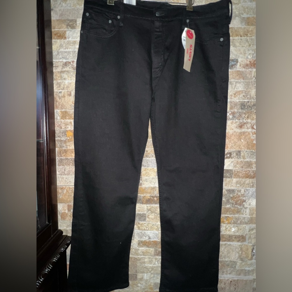 Brand new Levi’s 569 men’s black Jeans!
